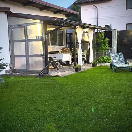 Villa Charmante petite maison Transylvanie à Săcele Extérieur photo